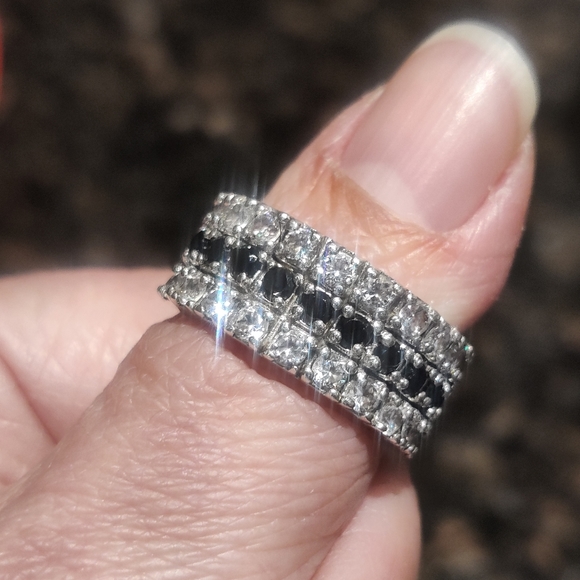 Three Row Sterling Silver Band Ring 💍 White and Black Spinel Stones - Picture 12 of 16